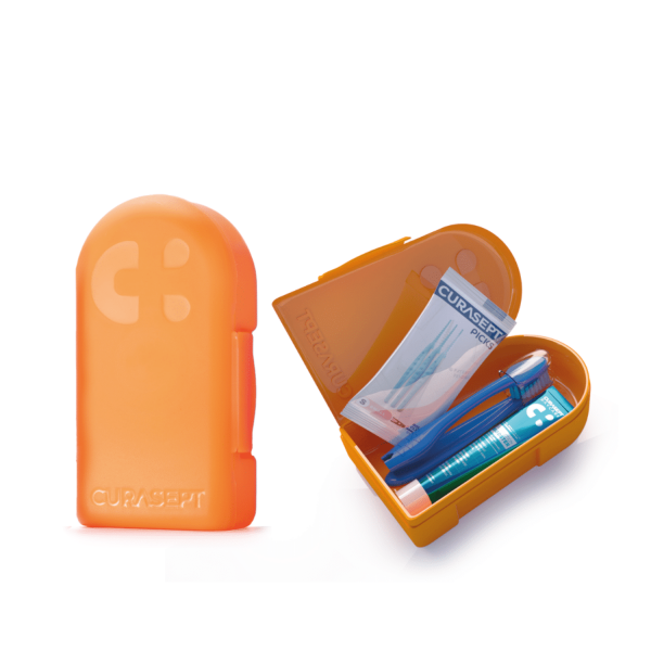 Kelioninis rinkinys CURASEPT Travel Kit ARANCIO, 1 rink (1)